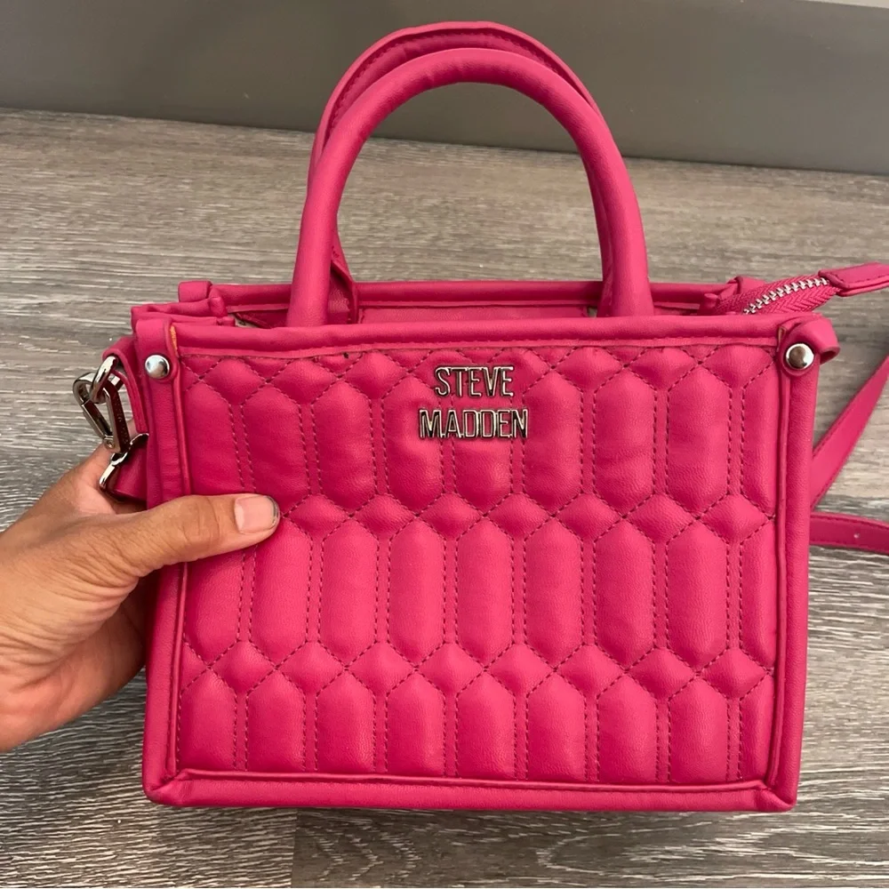 Steve Madden Quilted Fuschia Mini Tote Handbag with Shoulder‎ Strap
